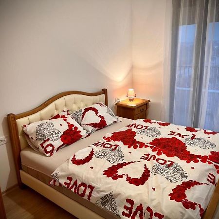 Flower And Love Flat Next To Centar Of Podgorica Ngoại thất bức ảnh
